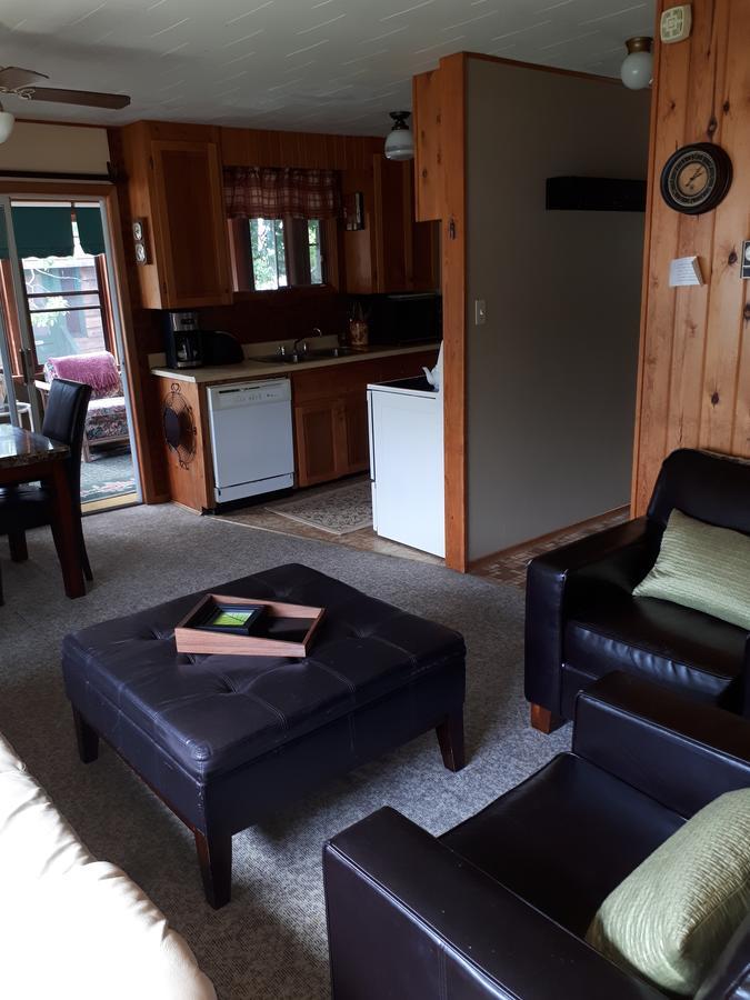Chalkley'S Sandy Bay Cottage Resort Nipissing Beach Kültér fotó
