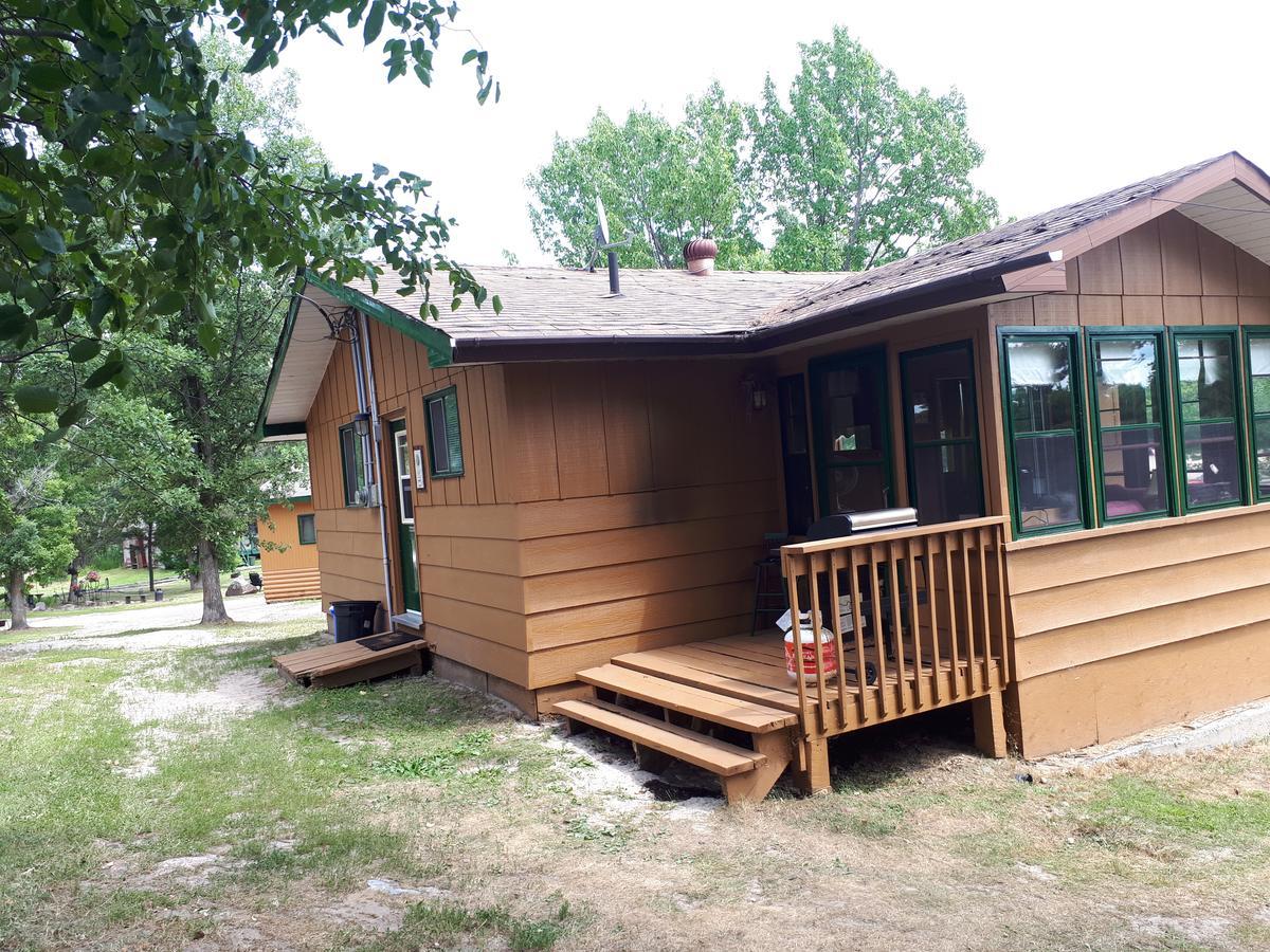 Chalkley'S Sandy Bay Cottage Resort Nipissing Beach Kültér fotó