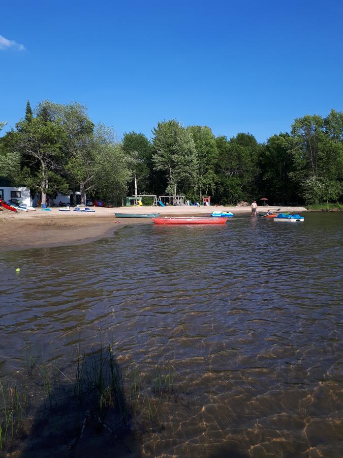 Chalkley'S Sandy Bay Cottage Resort Nipissing Beach Kültér fotó